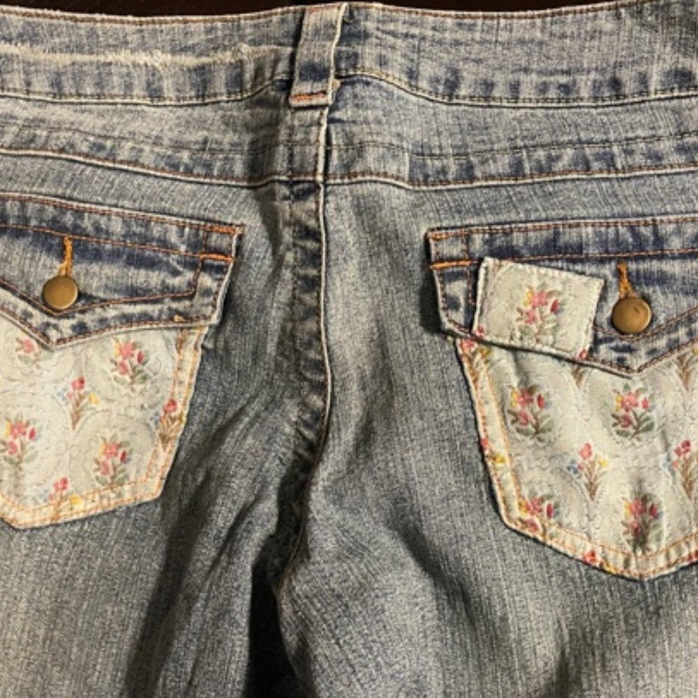 Cache' Distressed New Jeans - image 2